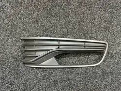 VW POLO V Front Rechts Nebelscheinwerfergitter 6C0853666J