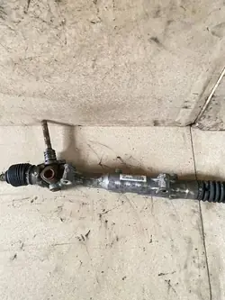 Ohjaustehostin Dodge Caravan P05151705AF