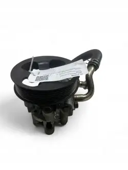 Pompe de direction assistée Toyota OEM W6H12390 - Occasion