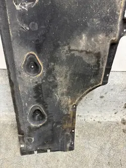 Porsche 976825521 Protetor inferior esquerdo Panamera 976
