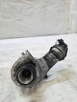 Turboahdin OEM 55581063 Opel Insignia A 2.0 CDTI:lle