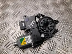 Hyundai Kona II 2023 etu oikea ikkunamoottori OEM 82460-BE110