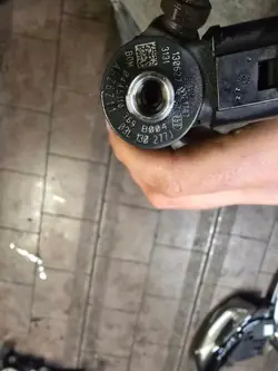 Injecteur OEM 03L130277J pour VW 2.0 TDI