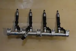 Rampe de carburant gauche Porsche Cayenne 9Y 4.0 TFSI