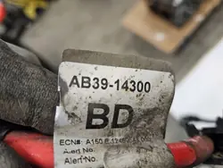 BORDE RANGER 11-16 Terminal Positif AB39-14300