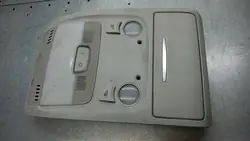 Audi A4 B5 Kabinbelysning OEM 8T0947135B - Begagnad