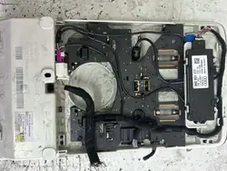 Audi hansikaslokeron valo OEM 8T0947135B