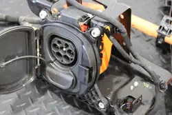Prise de charge L8D2-14N286-FB Land Rover Evoque
