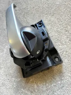 Manilla interior derecha delantera Fiat OE 500X Cross Lift 15R