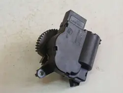 Moteur de clapet chauffage OEM 52406337R02 pour Opel Astra 1.7L