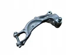 Audi A4 A5 9W vasen iskunvaimennin kiinnike OEM 8W0413037G