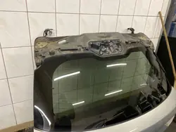 Vitre Hayon Arrière Land Rover OE E000090 2019