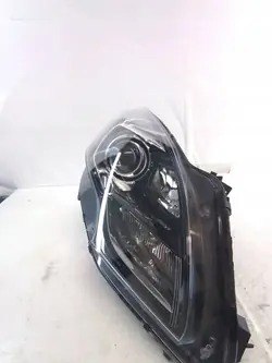 Opel Zafira C Lampe Avant Droite Xenon 13401002