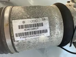 Amortisseur arrière droit Audi A8 S8 D3 OEM 4E0616001M