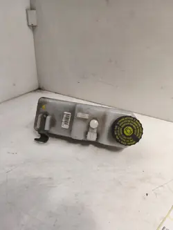Réservoir de liquide de frein OEM 9006932028 Auris I