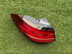 Linkes Rücklicht Mercedes E-Klasse W213 A2139068700