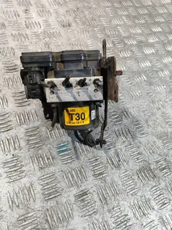 Pompe à frein ABS Kia Picanto II OEM 61589-44200