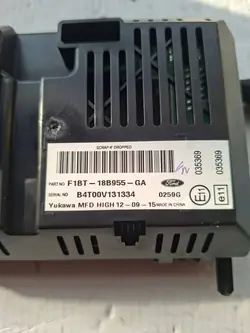 FORD OEM F1BT-18B955-GA näyttöruutu EcoSportille
