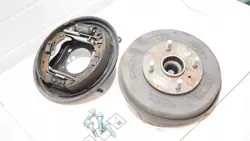 Bremsentrommel Mazda 2 DJ 2015-> Rechts Hinten