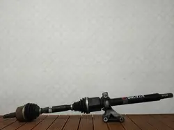 Höger drivaxel Alfa Romeo Giulietta 1.6JTD