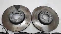 Jeu disques et plaquettes avant OEM AUST131638 BMW F01