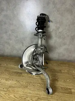 Stötdämpare knuckle BMW G80 G82 31318091355