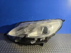 Faros delanteros izquierdo Peugeot 2008 I LED 9677810180