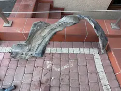 Toyota Hilux VIII Etu oikea lokasuoja OEM 53875-0K270