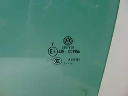 Vitre latérale gauche arrière OEM SZYBA BOCZNA 11r VW Passat B7