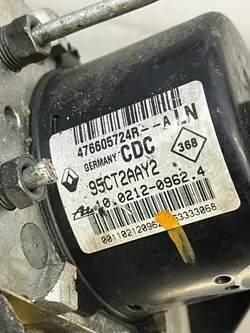 Pompe ABS OEM 476605724R pour Renault Megane III