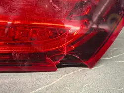 Lâmpada de porta-malas Mercedes W212 OEM A2129062203 Direita