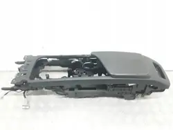 Accoudoir Volvo S90 OEM 31389614 - État d'occasion