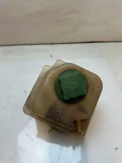 Volvo 850 2.0 Bensin Expansionsbehållare 9141095