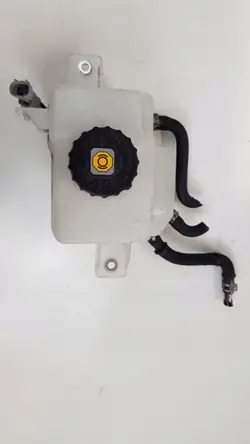 Réservoir de liquide de frein ESP2683 pour Toyota RAV4