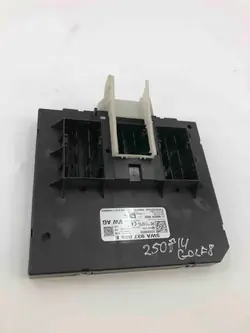 VW Mukavuusmoduuli 5WA937086E 2.0L Diesel 2021