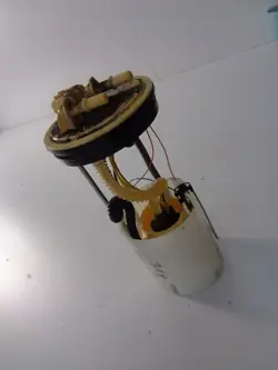 Pompe à carburant Nissan Qashqai J11 1.6 Diesel OEM 17040 4EA1A