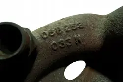 Collecteur d'échappement OEM 058253033 Audi A4 Avant 1.6L