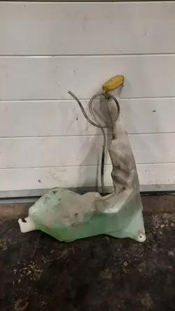 Renault OE Ruitensproeiervloeistof Tank 8200146985