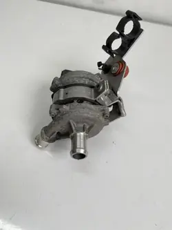 Pompe de circulation d'eau Audi OEM 9J1965567E