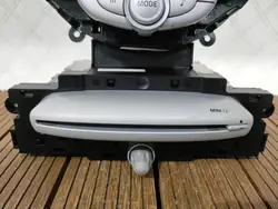 Radio CD MINI COOPER R56 OEM 3452697 - Usado