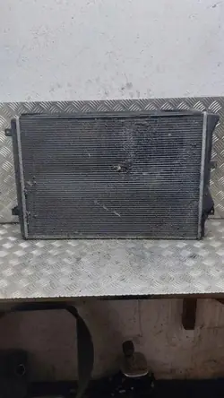 Radiateur d'eau VW OEM 1K0121251L pour Touran 1.4L