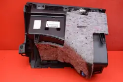 Matkustajan hansikaslokero OEM 17668000919 Mercedes CLA C117