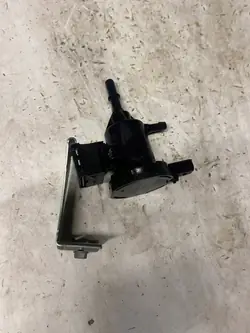 Onderdrukventiel OEM 256205 voor Mercedes GLA CLA