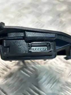 Käytetty tutka OEM A0009028816 Mercedes-Benz A-luokalle