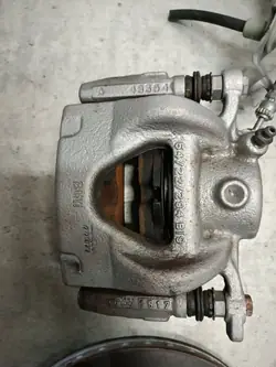 OEM 6866297 Etujarrupuristinsarja BMW 2 F45:lle
