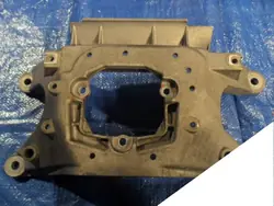 Audi A4 A5 Kampiakselin tuki OEM 8K0 399 263 K