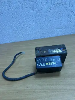 Relé OEM 0255452832 para Mercedes-Benz Vito Furgão