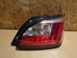 Luz trasera derecha Mitsubishi Space Star II 8330B244