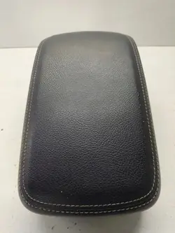 Mercedes-Benz A W176 2017 Käsinoja OEM 1246042