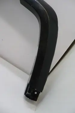 OEM 61608-90K00/LT Vasen Taka Mutasuoja Toyota Land Cruiserille